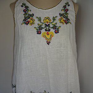 NWT New Womens White Max Studio Top Shirt L Embroidered Flowers Crochet Fringe